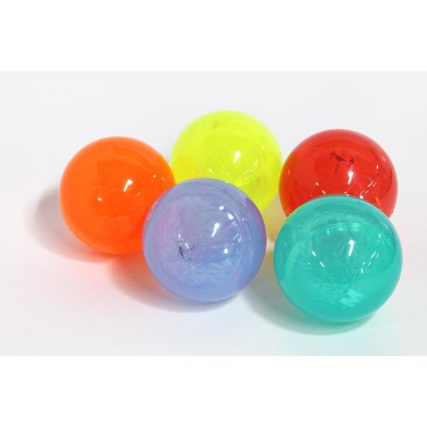 2025年新登場軽量90ｇのパークゴルフ用ボールです■パークゴルフ協会公認ボール■重さ：約９０ｇ■ダイヤモンドカット構造■中空コア2ピース※光の加減によって画像よりも見え方（明るさ）が変わる場合がありますのでご了承下さい