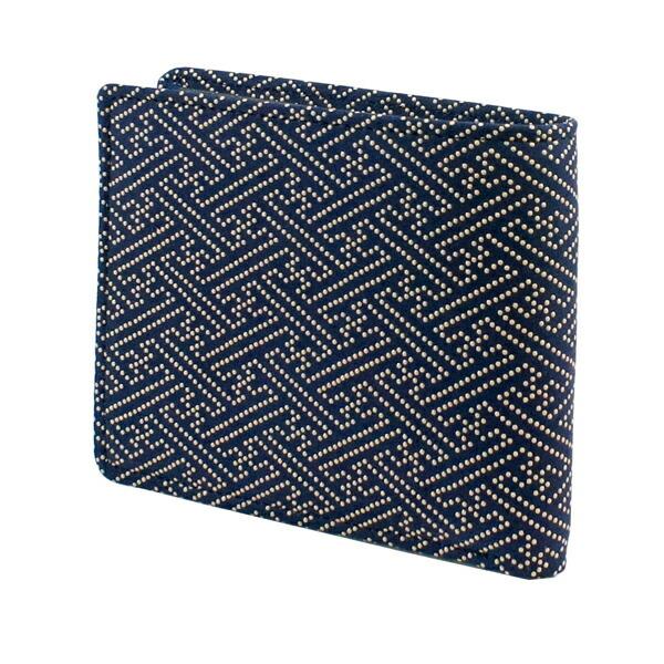 印伝 甲州印伝 印傳屋 上原勇七 財布 二つ折り財布 2006 紗綾形 紺地×白漆 鹿革 本革 レザー 和柄 ブランド 冬物 冬ギフト クリスマス 贈り物 YM01 印傳屋（INDEN-YA） 印伝 甲州印伝 上原勇七 財布 二つ折り財布 印伝