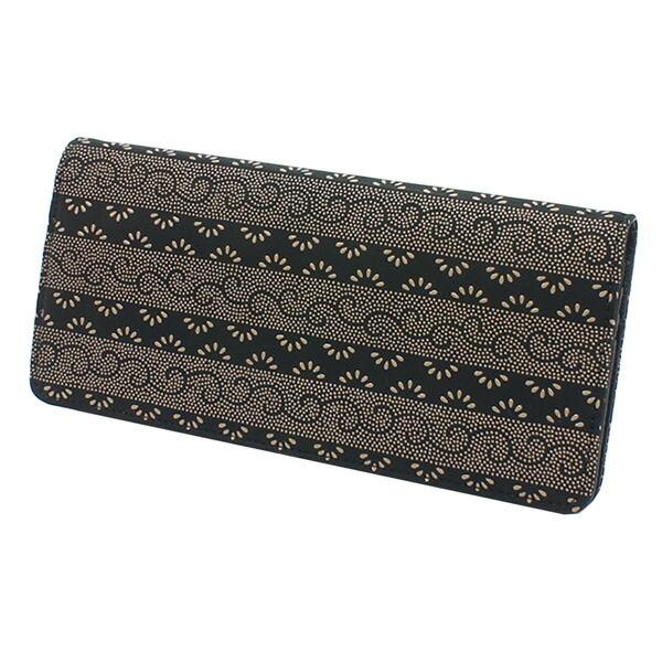 印伝 甲州印伝 印傳屋 上原勇七 財布 長財布 束入れ 2110 爪唐草 黒地×白漆 鹿革 本革 レザー 和柄 ブランド 冬物 冬ギフト クリスマス 贈り物 YM01 印傳屋（INDEN-YA） 印伝 甲州印伝 上原勇七 財布 長財布 印伝財布 束