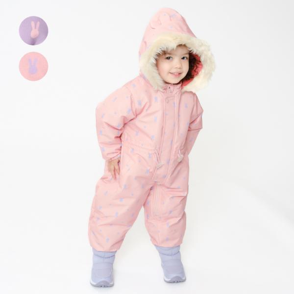 今年もスノーコンビ・ジャンプスーツ・カバーオール・スキーウェア・つなぎを入荷しました♪ 雪遊びにもおすすめ！！ 身頃裏地はあったかフリース素材になっています☆ 足部分は二重構造になっているので、ナイロン部分を中に入れてスノーブーツを履いて、...