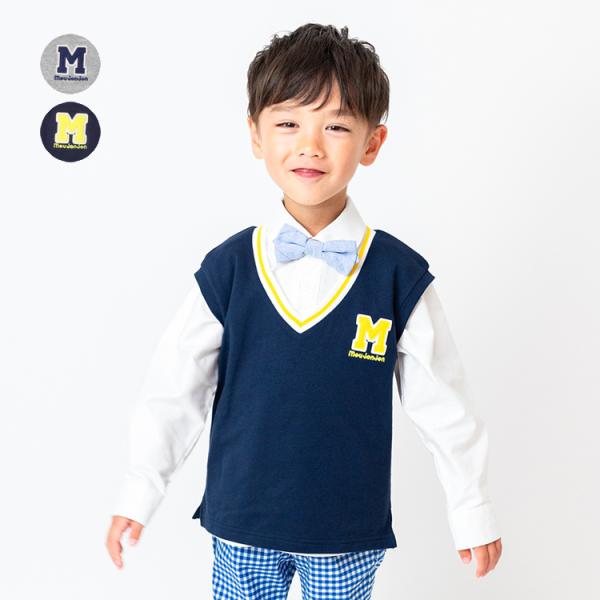 トレーナーよりは薄手、Tシャツよりは厚手のミニ裏毛素材のベスト。 ライン入りのリブが衿ぐりに付いたプレッピーなイメージ。 少しゆとりのあるシルエットで重ね着してもすっきりと見えます。 胸のMの立体感のあるワッペンもポイント！ 【アイテム】ト...