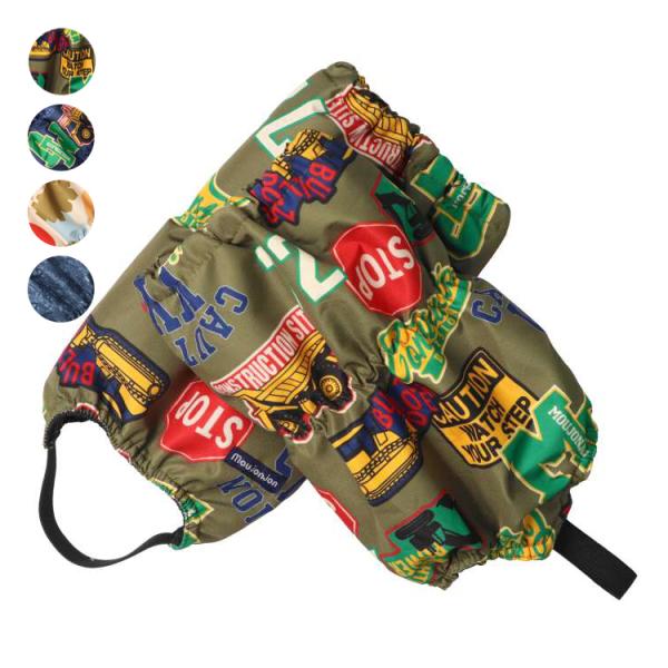 雪遊びに、外遊びに、寒い地域にぴったりなアイテムです！！ キャハン、靴カバー、雪よけカバー、足カバーです！！ カーキグリーンとネイビーは働く車やロゴやワッペンの総柄、オフホワイトは恐竜シルエット柄、デニム風プリント柄の４色展開。 表は耐水圧...