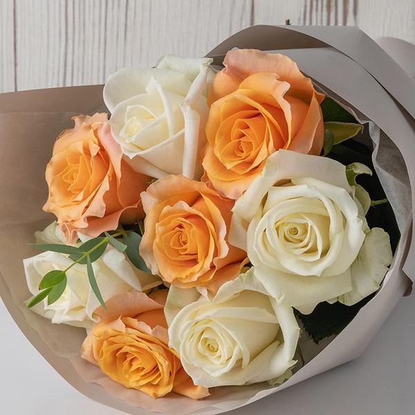 [Release date: May 18, 2025]ホシファーム フリルブーケ ホワイトオレンジ８本＆ホシフルーツ贅沢ブラウニー９個入 メッセージカード付 ラッピング済ホシファームのバラブーケとホシフルーツの贅沢ブラウニーのコンビギフト...