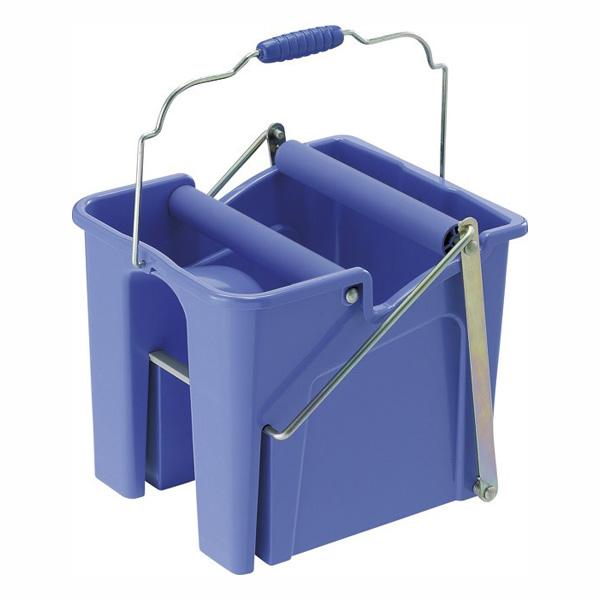 [Release date: August 30, 2022]コンドルスクイザーＶブルー簡単に扱える、樹脂製モップ絞り。簡単に扱える、樹脂製スクイザー。ペダルを踏むだけで楽な姿勢で絞れます。ホースホルダーを兼ねた注水口付き。生産地 : 日本...