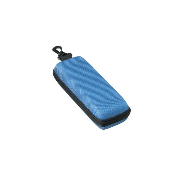 ウレタンセミハード(フックツキ)2281(M)-03 L.ブルー《ポイント》人気のウレタンケースにフック付でさらに便利です。ファスナー式フレーム収納サイズ：56サイズのメタル枠※サイズは形状により異なります。《商品説明》外寸：W165×D6...