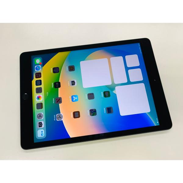 10.2インチ iPad 第7世代 127GB ドコモ l_K0001290781.jpg