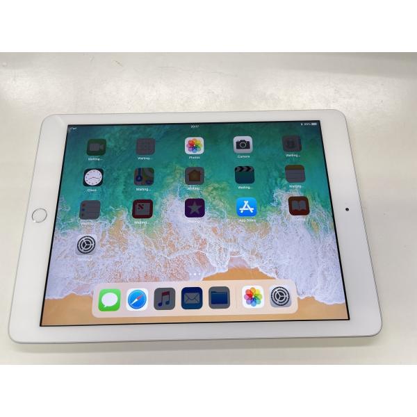 ☆送料無料☆WiFi☆iPad 第6世代 Wi-Fi 32GB☆シルバー☆0009280001693