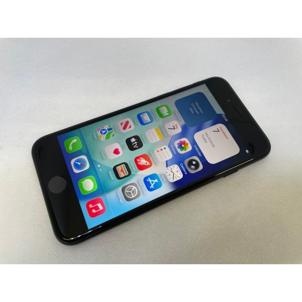 AYA【ジャンク品】Apple iPhone SE 第2世代　64GB ☆送料無料☆ジャンク☆au☆iPhone SE 第2世代 64GB☆ブラック