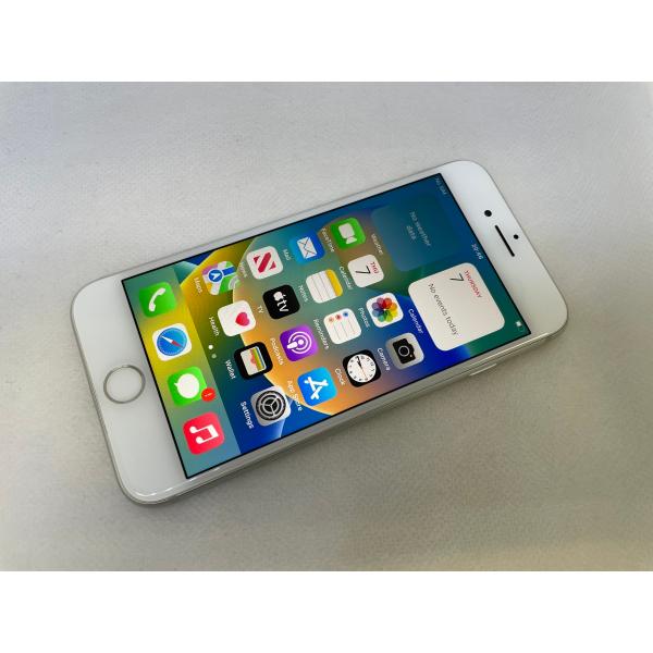 [ジャンク］Apple iPhone8 64GB 本体 ☆送料無料☆ジャンク☆au☆iPhone 8 64GB☆ホワイト☆0035280000036