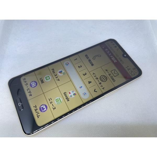 らくらくスマートフォンLite MR01 au ☆送料無料☆au☆らくらくスマートフォン Lite MR01☆ゴールド