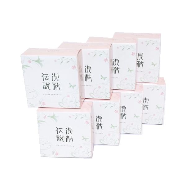 ■虎杖伝説石鹸（8個セット）虎杖伝説とは、北海道白老町在住の一級建築士・会田伸一氏がアトピーにかかった娘さんの為に、１５年間の研究と試行錯誤の末、自身で作り出した 特殊酵素を石鹸に利用し商品化が実現したもので、パーム油が主原料の天然植物性石...