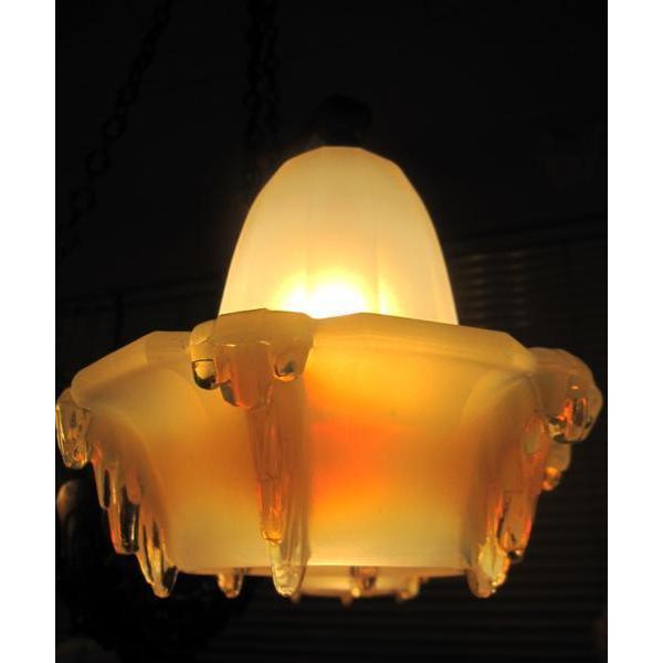 ガラス　シャンデリア