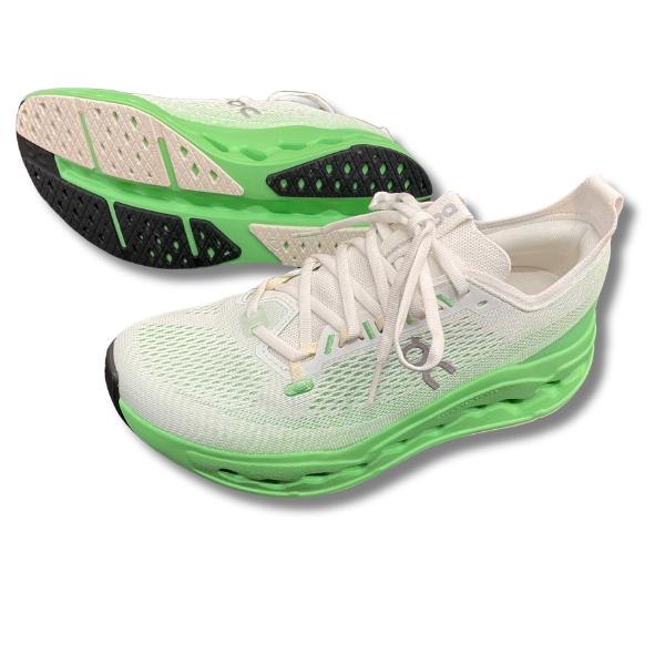 ＯＮ（オン）　Cloudsurfer Max　Ｍ／ＩＶ　3MF30433397　ランニングシューズ　IVO/HNYDW