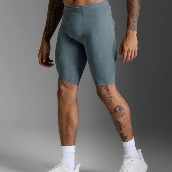 2XU（ツータイムズユー） コンプレッションショートタイツ MA5331B