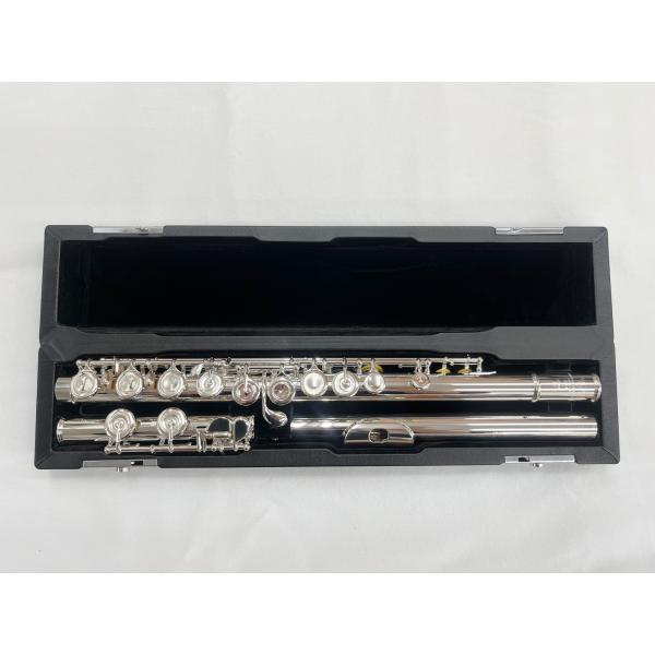 本商品は新品になりますが、店頭展示品のため細かなパーツのくすみ等がある場合がございます。品質には問題ございませんが、展示品であることをご理解のうえご購入ください。エチュードは、サンキョウフルートの初級モデル。パーツの一つひとつまで上級モデル...