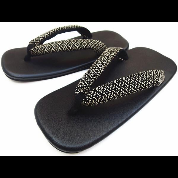 ◆足にやさしいライト底なのでとっても履きやすい雪駄です。◆ジーンズやチノパンとの相性も良く、ちょい悪！カジュアルなコーディネートにもグッドです！◆お祭りは勿論、着物着用時や、飲食店さんなどにも広く愛用されています！【雪駄の粋な履き方】「粋」...