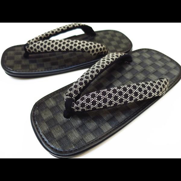 ◆足にやさしいライト底なのでとっても履きやすい雪駄です。◆ジーンズやチノパンとの相性も良く、ちょい悪！カジュアルなコーディネートにもグッドです！◆お祭りは勿論、着物着用時や、飲食店さんなどにも広く愛用されています！【雪駄の粋な履き方】「粋」...