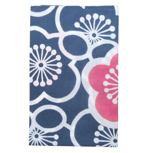 ◇昔も今も、人々に愛されている手ぬぐいです。◇この手拭は注染という技法で染められています。独特の味わい深さと風合いをもち、使い込む程の色落ちと風合い、馴染む柔らかさが特徴です。◇お祭りはもちろん、手ぬぐいは吸水性抜群ですので、アウトドアや、...