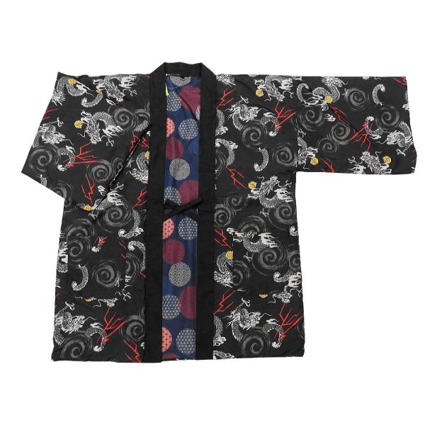 粋でお洒落な和柄の男性用リバーシブル綿入れはんてんです！とっても軽くて、サラサラしていて、すごく着やすいですよ！しかも両面着れるリバーシブル！ポケットも両面についてます！お値段もとってもリーズナブル！身丈８３ｃｍ身幅６８ｃｍゆき丈７１ｃｍ素...