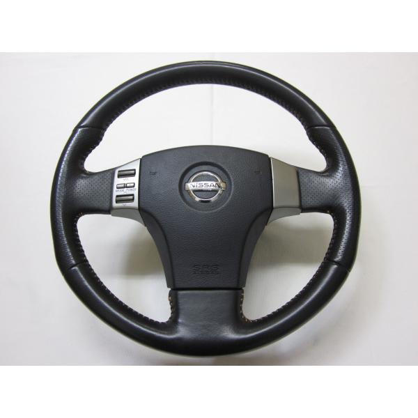 NISSAN 日産　ニッサン　キューブのステアリング　ハンドル　エアバック付　未使用品 キューブ Z11 純正 革 ステアリング ハンドル エアバック エアーバック