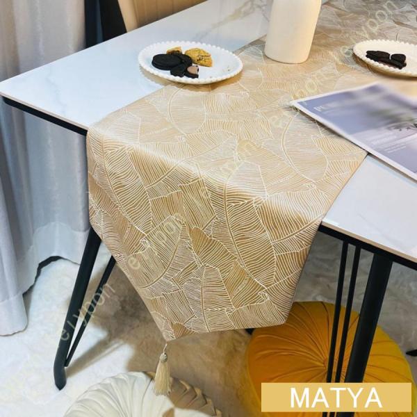 ■製品詳細：【サイズ】：150*30cm180*30cm【個数】：1枚組★ワンランク上のテーブルコーディネートいつもの食卓をワンランク上に格上げしてくれるテーブルランナー。無地調のかすり柄がシックで落ち着いた雰囲気のむら糸は、毎日の食卓では...