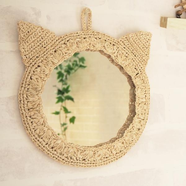 猫耳ウォールミラー仕様■サイズ：約21cm（ミラー部分15cm）■素材：ラフィア100％、アクリルミラー■原産国：フィリピン（セブ島）■ご注意：一つ一つ手作りで編んでおりますので、写真と多少異なる場合がございます。何卒ご了承ください。※ラフ...