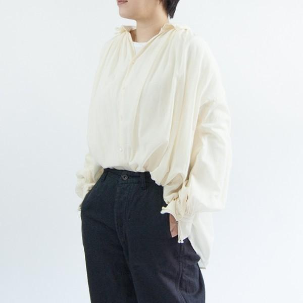 シャツ 50％OFF ブラウス レディースブラウス 長袖 シャーリング 