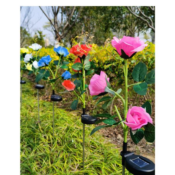 送料無料　お洒落に光る薔薇♪　5本セット ガーデンライト 防水　オシャレ バラ　庭園灯 ソーラーライト 花　屋外  太陽光発電 LED 車道/玄関/階段/歩道/庭/芝生