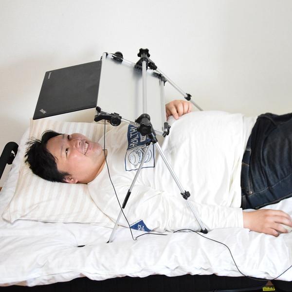 他サイト： スマホタブレット対応超軽量折りたたみ式【仰向けゴロ寝デスク】2 TKGORODK THANKOの商品画像