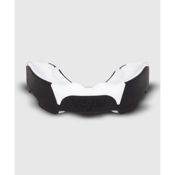 VENUM [���F�k��]�@�}�E�X�K�[�h�@Predator - �v���f�^�[�i��/���j�^ Mouthguard - Black/White�i�P�[�X���j