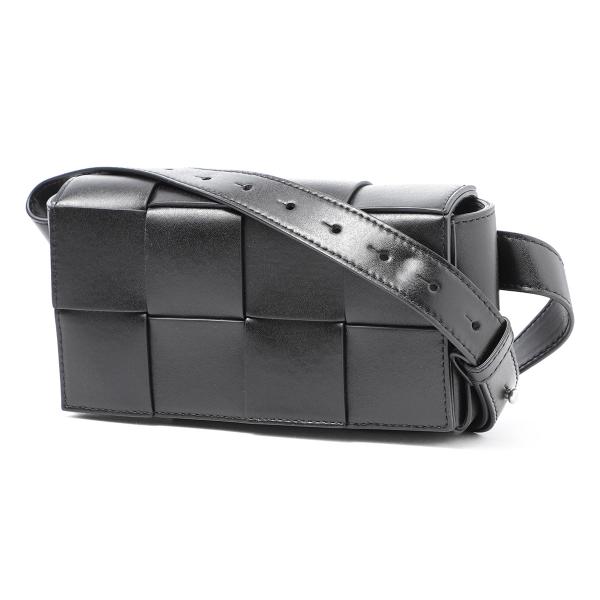 BOTTEGA VENETA（ボッテガ・ヴェネタ） クロスボディバッグ CASSETTE