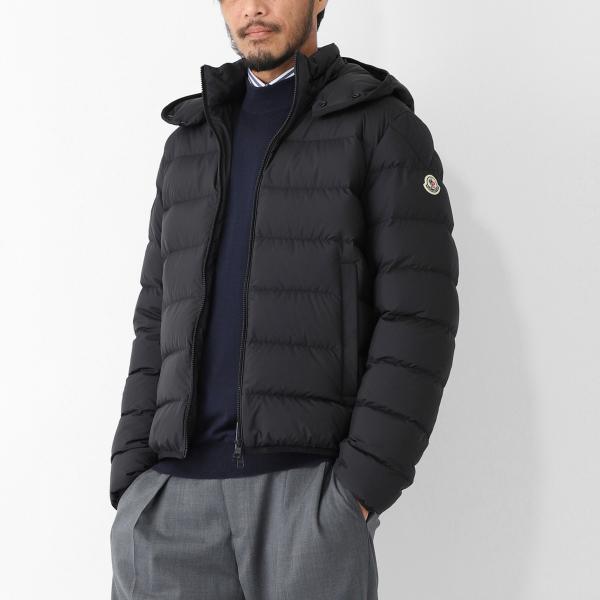 MONCLER モンクレール ダウン　サイズ2 ブラック MONCLER モンクレール レディース ダウンコート ブラック MOKA
