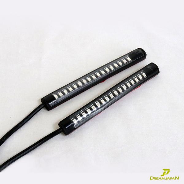 ■17SMDを使用したウインカー一体型のテールランプ！！■全LEDなので爆光ですが、消費電力が少なく省電力、耐久性にも優れています。■全長120mmのミニタイプ■曲面、強力両面テープで、取り付け場所を選びません。■ウインカー作動時はテールに...