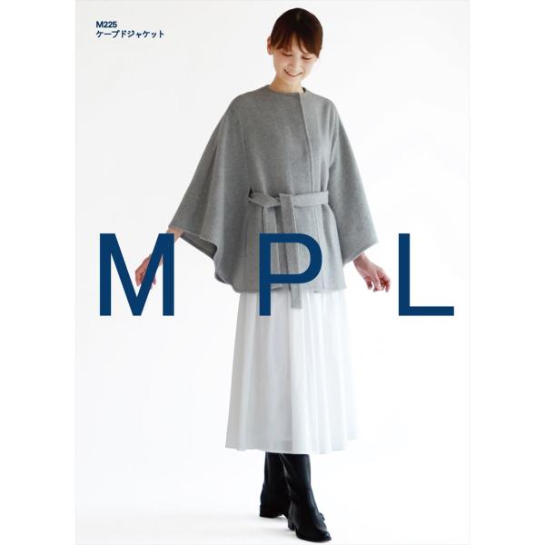 タイプ：大人(身長160cm前後、バスト75-104cm)前身頃のみに切り替えがあり、肩から袖のラインが柔らかいシルエットのケープジャケット。浅めのクルーネックで羽織りやすい前スナップボタン留め。切り替えの縫い目利用のスラッシュポケットとベ...