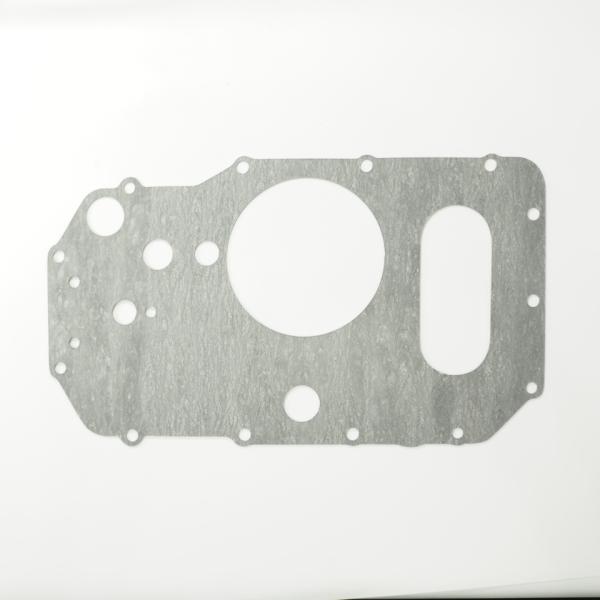 適合車種：GSX400FS インパルス型式：GK72A使用箇所：オイルパン厚み：約1.0mm社外品です。メーカー品番：11489-33300に適合します。日本バルカー工業製のシートを使用しています。品質はプロショップお墨付きです。※素材の色...