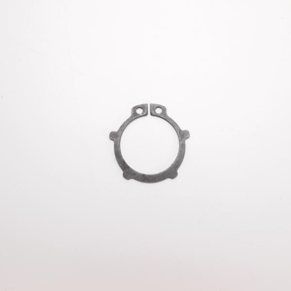 ランブレッタのキックシャフトの外側についているサークリップです。casa Lambretta製品です。サイズが合えばどんな物でも構わない部分ですが、シムに当たる面積が多少大きくなる形状のサークリップです。引っ掛かりが少ないため、抜けてしまう...