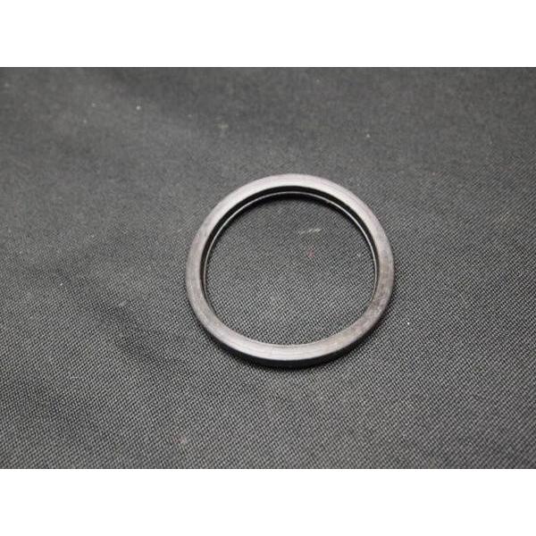 フロントハブ内のメーターギアのオイルシールです。フロント周りのリビルトをお考えの方、ストックに持っておくといいかもですよ。