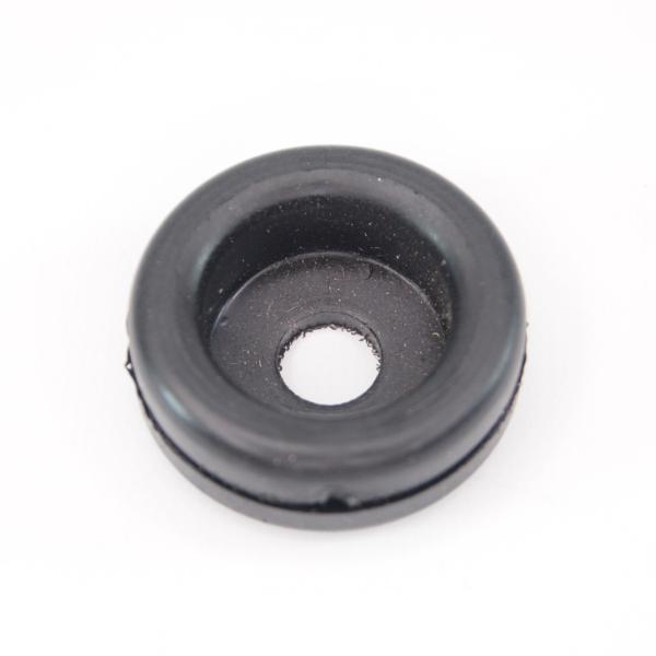 ベスパ ET3用のシート横内部のラバーグロメットです。配線が通っている部分のパーツです。純正品番 104430、234259 です。PXのスペアホール側の穴も同じサイズです。サイズは内径8.5mm、外径30mm、厚さ10.5mm程です。古い...