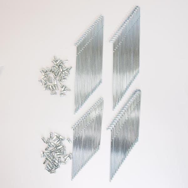 社外品です。CB750Kのスポークセットです。前後セットでの販売です。スポーク、ニップル共にスチール製でユニクロメッキ仕上げです。適合する純正品番は、 フロントが 44606-300-003、リアが42607-341-000 の互換品です。...