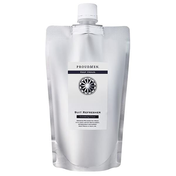 香水でも消臭剤でもない第3の香り。ひと噴きでシャツの香りも気遣う男にスーツリフレッシャーの詰め替え用。タバコや煙などにより、臭いの染み付いたスーツをリフレッシュします。通常サイズの1.5倍の容量なので、たっぷりご使用いただけます。地中海を思...