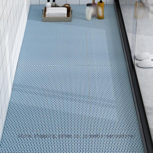 お風呂マット バスマット 浴室マット 洗い場マット 浴槽マット 浴槽 滑り止め 転倒防止 大判 防カビ 防ダニ 無臭 速乾 排水 快適 滑り止め付き 浴室 洗面所