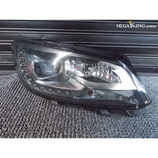 ウンドゥ 　LED 左右ヘッドライト VW フォルクスワーゲン 1TCAV ゴルフ トゥーラン 純正 HID