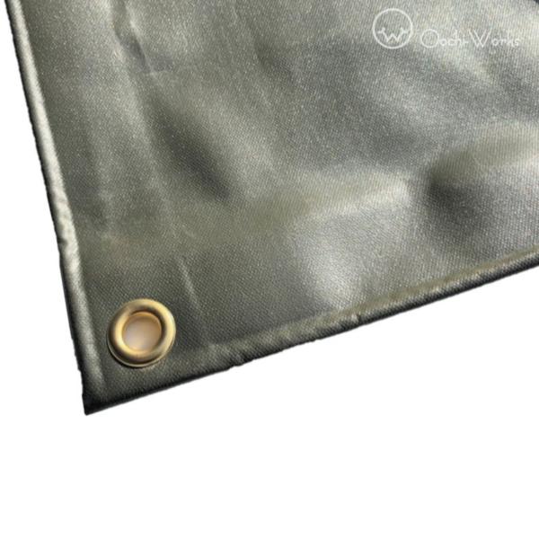 【商品名】トラックシート　3.0ｍ×5.0ｍ【厚　み】0.5ｍｍ【カラー】OD（国防色）【重　量】9.2kg(シートゴムは含みません。)【付属品】シートゴム70ｃｍ（折径）20本付き　　　　（ゴムバンドは、シートの中に10本とシートの外に1...