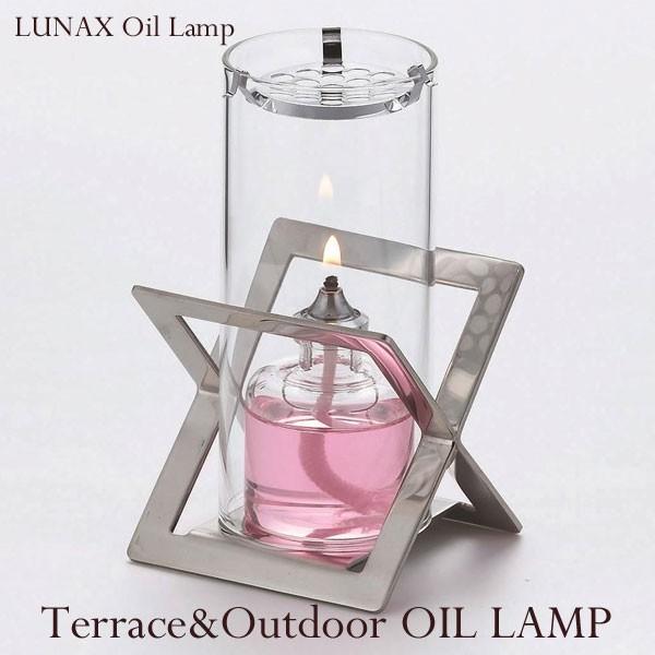 屋外の空間でのご利用に最適なオイルランプです。オイルランプの炎を風から守るから屋外・テラス席にオススメです。軽くてスマートなデザインと、熱部をホルダーの縁より低く設計し安全性を高めました。防虫オイルを組み合わせると、テラス席や軒先、庭先、キ...