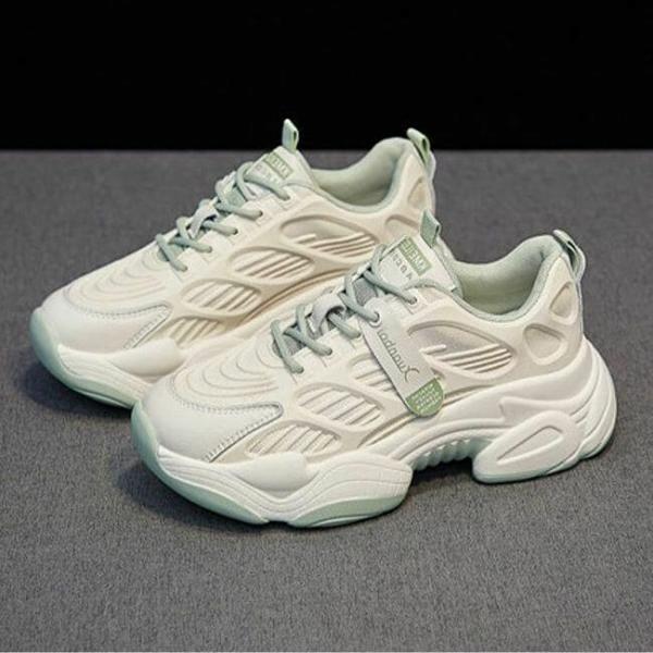 女子高生 スニーカー 靴 お気に入りアイテムをfavoしよう Favofavoitems