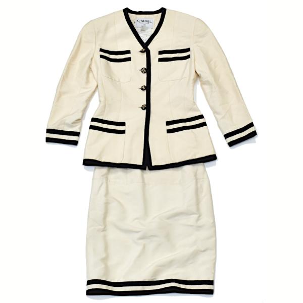 Vintage シャネル CHANEL セットアップ スカートスーツ ボタン シルク ジャケット スカート レディース 40 黒 CHANEL シャネル セットアップ ジャケット＆スカート ウール 40 黒×金