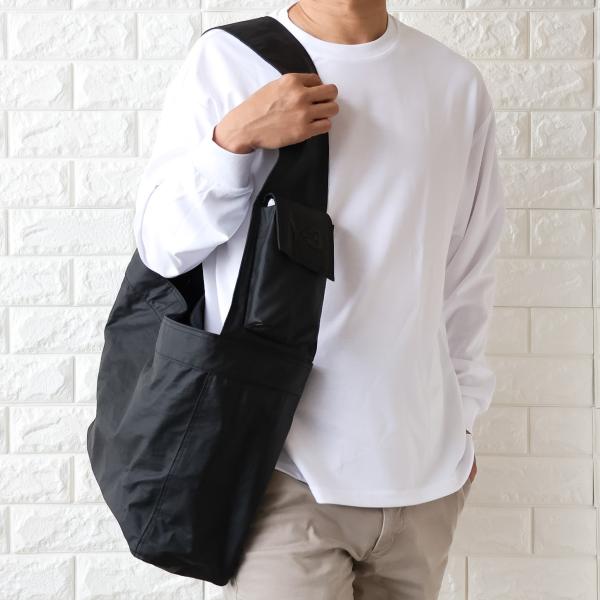 【並行輸入品】Y-3 Y3 ワイスリー ショルダーバッグ メンズ 黒 NEWSPAPER BAG L KD4181 JW6218 【2026春夏 新作】
