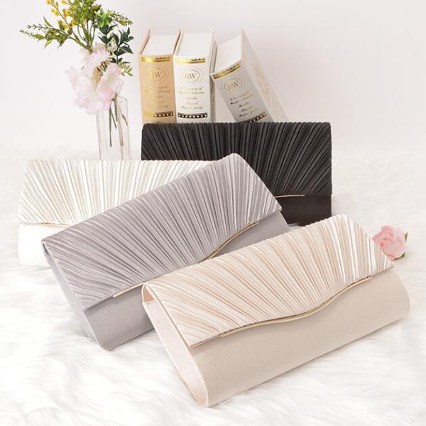 mercalifassion_pg01_1_d_20221004144235