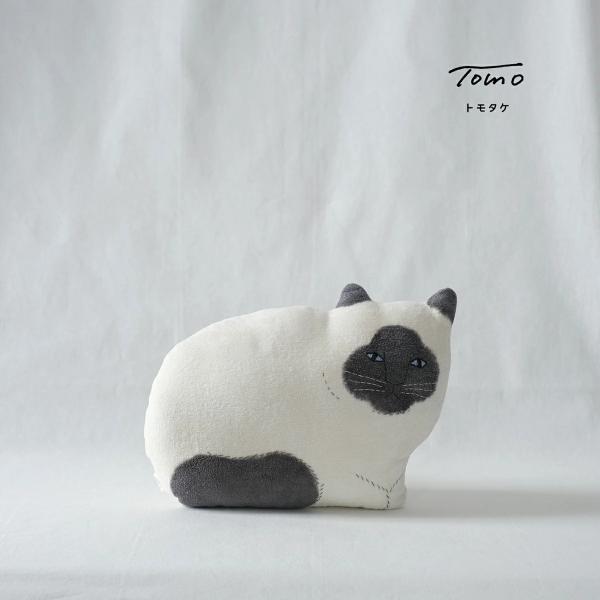 トモタケ tomotake　ネコクッション（ネロ） tomotake トモタケ ネコのクッション ポインテッド 泥染め 手刺繍 猫