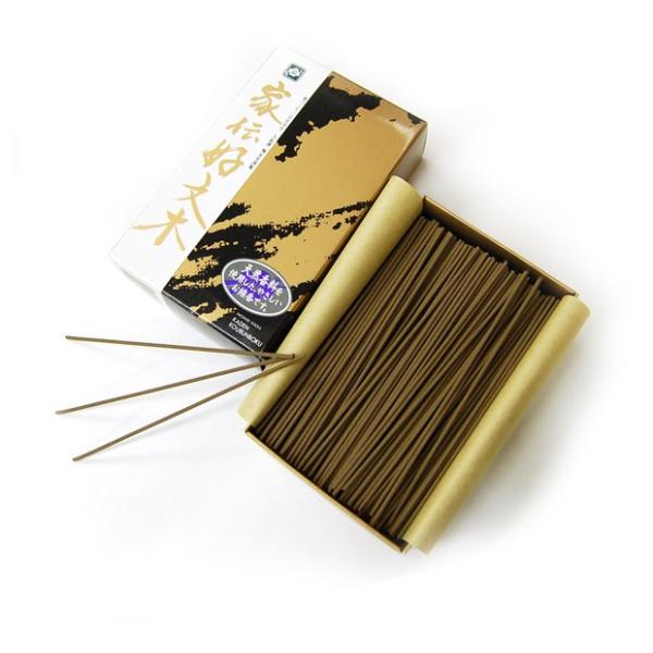 Ɠ` D () L (2206000482)[ފ  Qpi 𑗂 r   ފ Q Q]